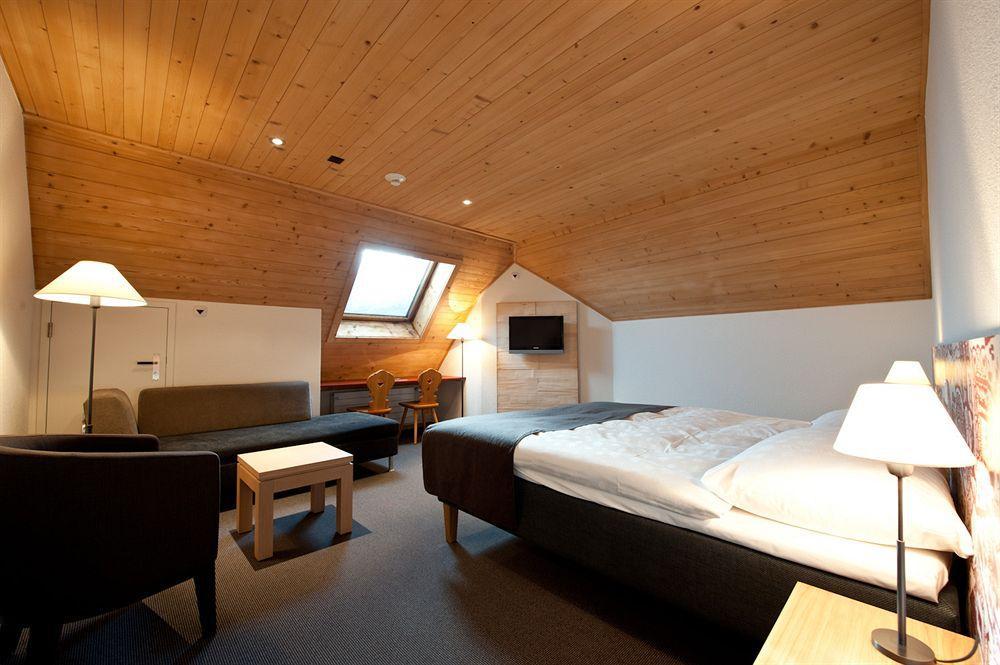 Hotel Landhaus ซาเน็น ภายนอก รูปภาพ